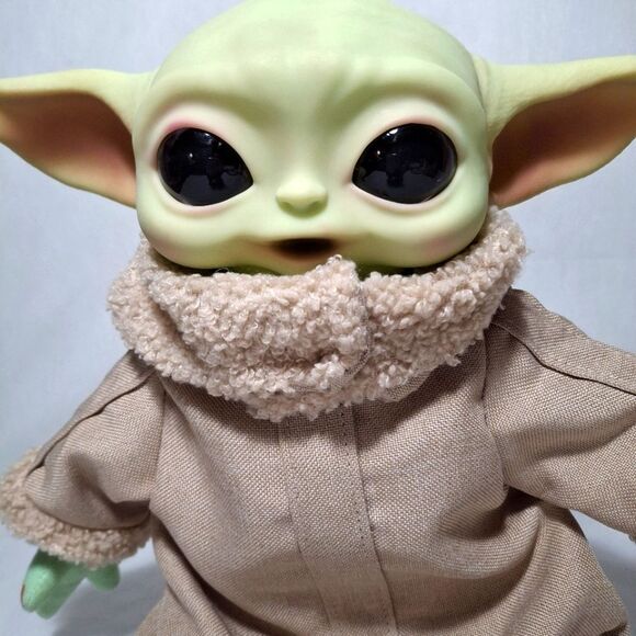 Mattel Star Wars Grogu Plush 10-inch Toy, Character Figure with Soft Body, Sound - Picture 4 of 6